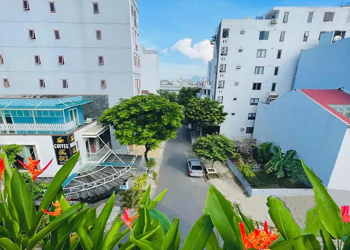 Ami Foreign Center Da Nang - Large Windows, Have Balcony & Use Terrace
