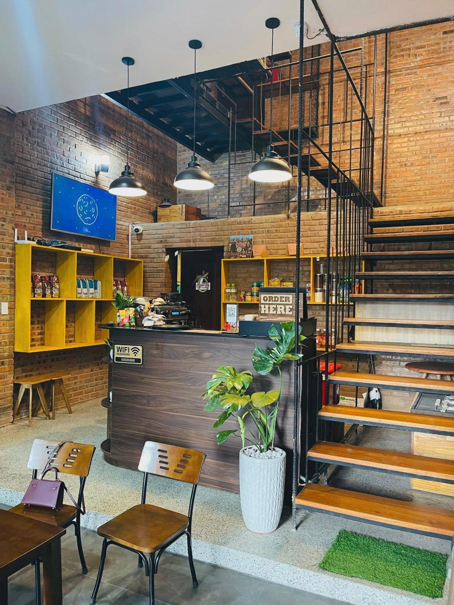 Ami Foreign Center - Large Windows, Have Balcony & Use Terrace